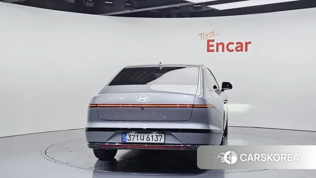 Hyundai Grandeur (GN7) id 3462693 из Кореи 14