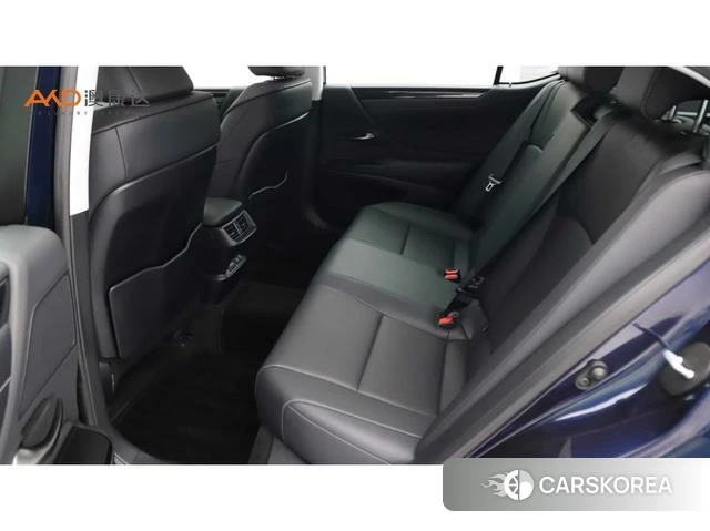 Lexus ES 2020 Синий из Китая, фото 4