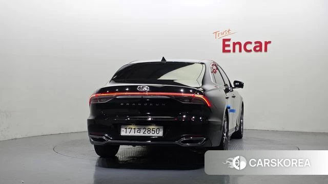 Hyundai The New Grandeur IG id 4524835 из Кореи 14