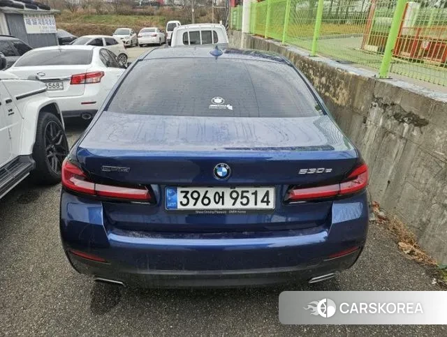 BMW 5 Series (G30) id 3493624 из Кореи 10