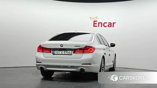 BMW 5 Series (G30) id 4626307 из Кореи 14