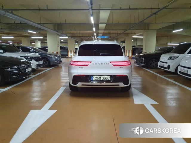 Genesis GV70 id 4202411 из Кореи 14