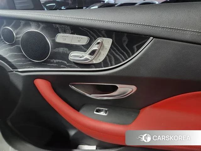 Mercedes-Benz E-Class W213 2019 Белый из Кореи, фото 4