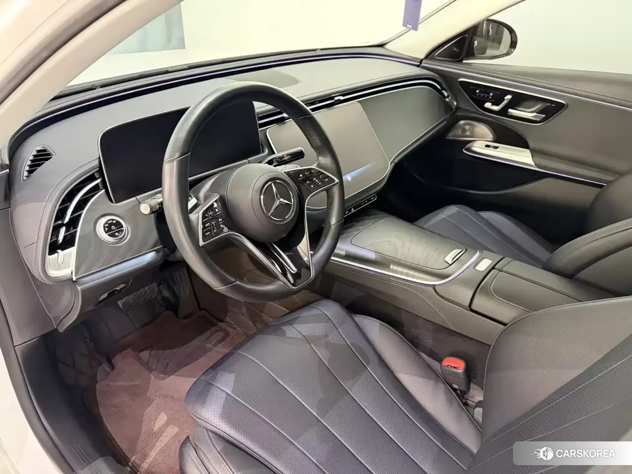 Mercedes-Benz E-Class 2024 Белый из Китая, фото 5