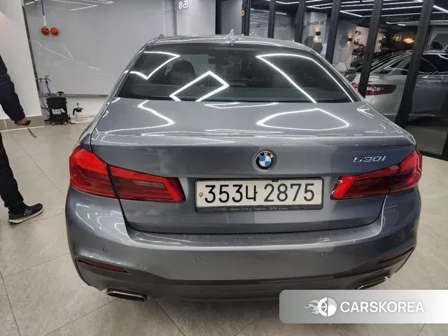 BMW 5 Series (G30) 2019 Серый из Кореи, фото 4