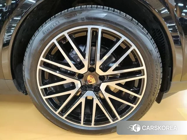 Porsche Cayenne (PO536) id 3321779 из Кореи 14