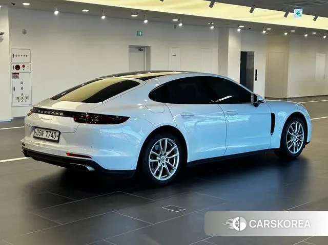 Porsche Panamera (971) 2018 Белый из Кореи, фото 4