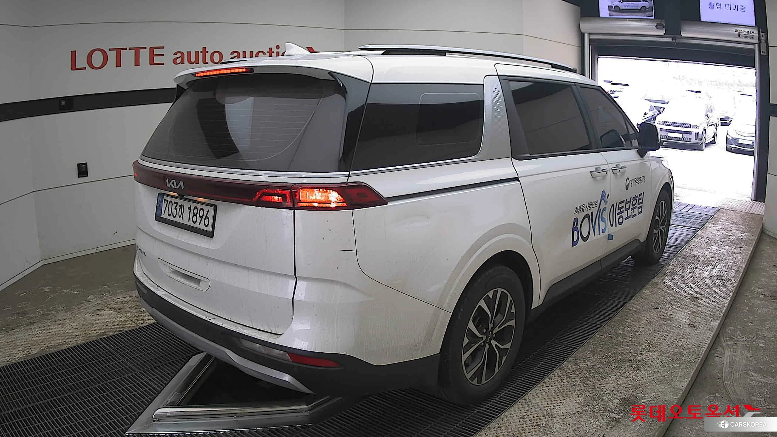 Kia Carnival id 3875849 из Кореи 31