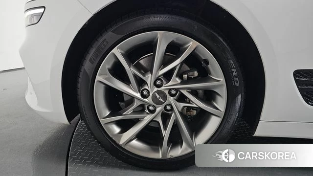 Genesis The New G70 id 4604025 из Кореи 32
