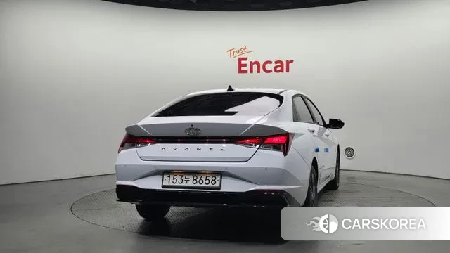 Hyundai Avante Hybrid (CN7) id 3148429 из Кореи 14