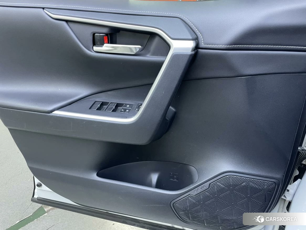 Toyota RAV4 Rongfang id 4492780 из Китая 9
