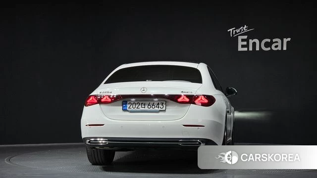 Mercedes-Benz E-Class W214 id 4194364 из Кореи 27