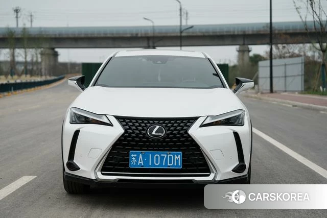 Lexus UX id 4274391 из Китая 13