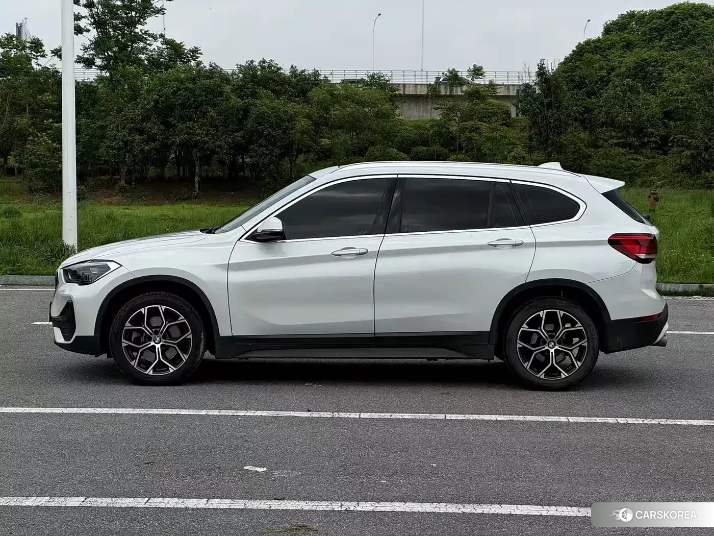 BMW X1 id 4606911 из Китая 9