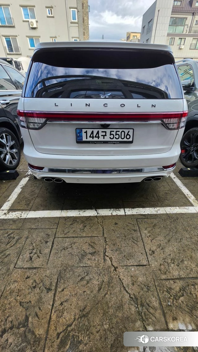 Lincoln Aviator 2nd generation 2023 Белый из Кореи, фото 4
