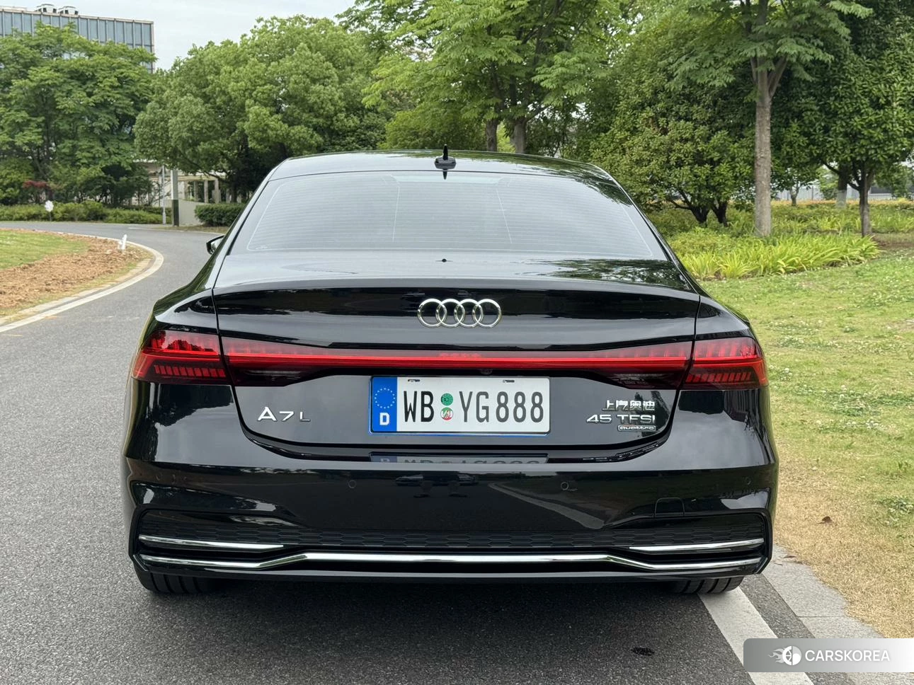 Audi A7L id 4453817 из Китая 7