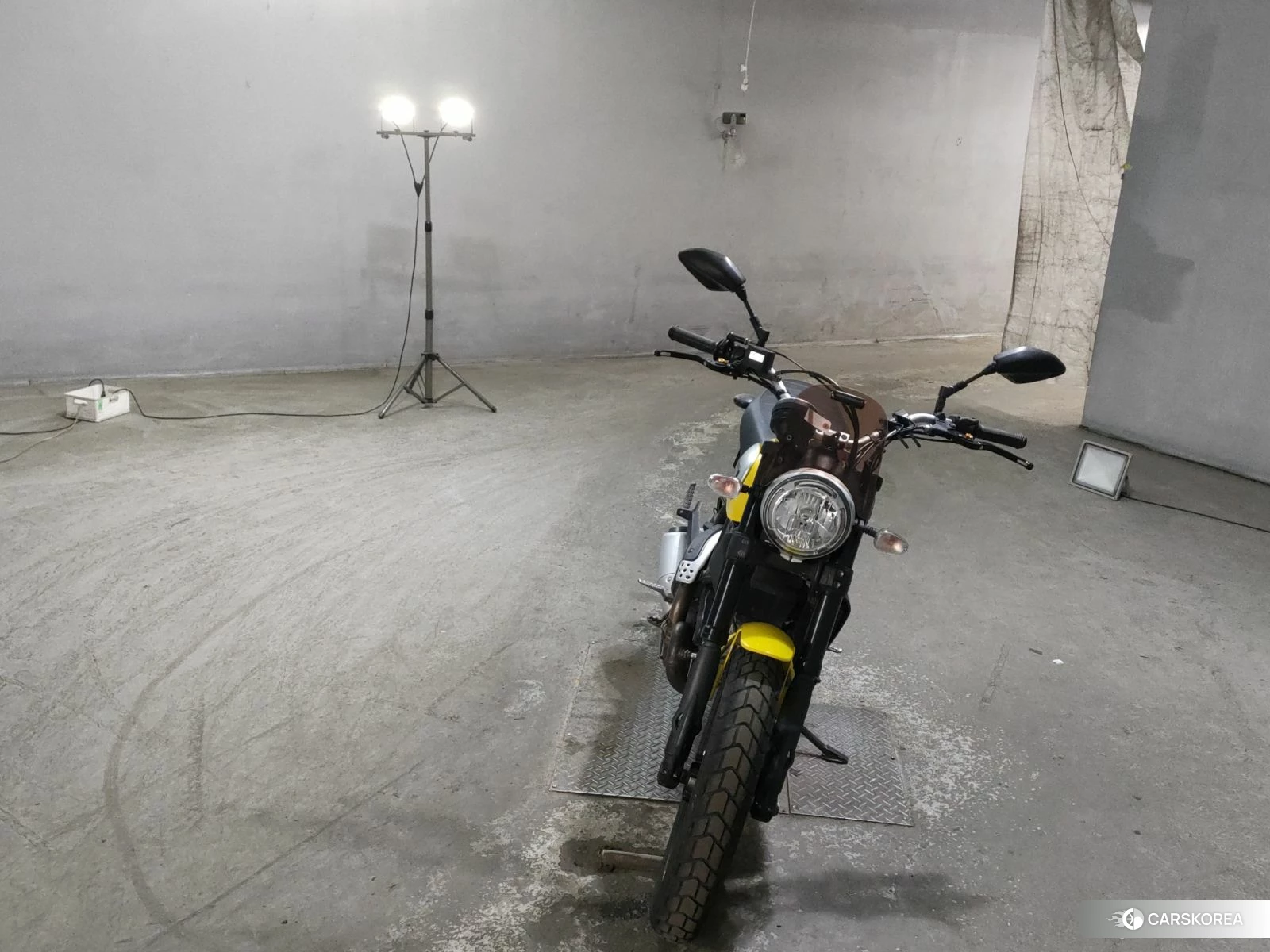 Проданный Ducati SCRAMBLER ICON 2015 из Японии, фото 4