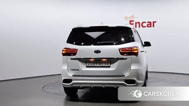 Kia The New Carnival id 3464188 из Кореи 14