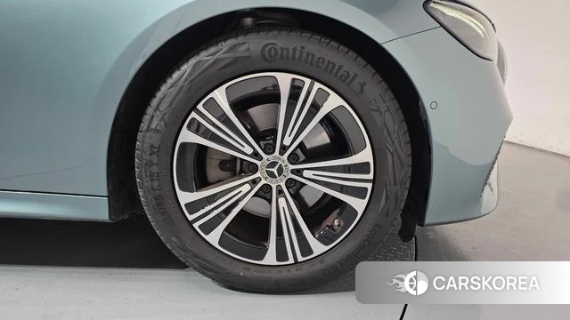 Mercedes-Benz E-Class W214 id 4630061 из Кореи 26