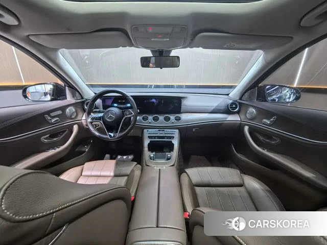 Mercedes-Benz E-class 2022 Черный из Китая, фото 4