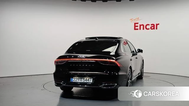 Hyundai The New Grandeur IG id 4397112 из Кореи 34