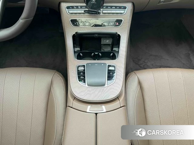 Mercedes-Benz E-class id 4265404 из Китая 21