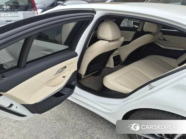 BMW 3 Series (G20) 2023 Белый из Кореи, фото 4