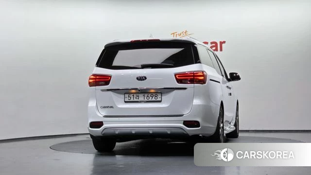 Kia The New Carnival id 4496906 из Кореи 14