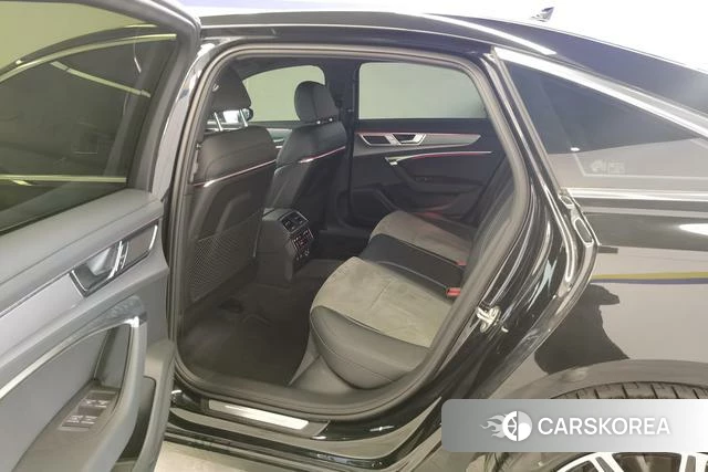 Audi A6L id 3945078 из Китая 11