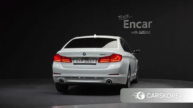 BMW 5 Series (G30) id 3362790 из Кореи 14