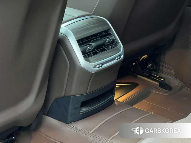 BMW 7 series id 4209033 из Китая 26
