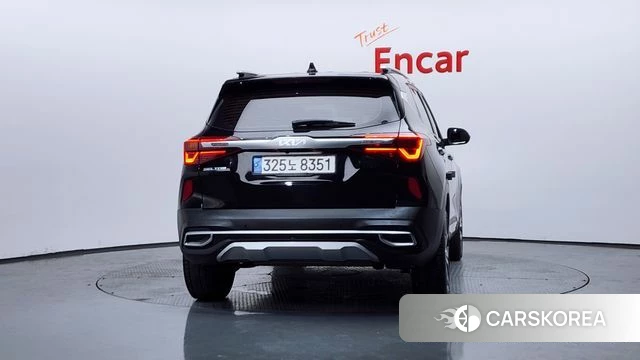 Kia Seltos id 4355643 из Кореи 31