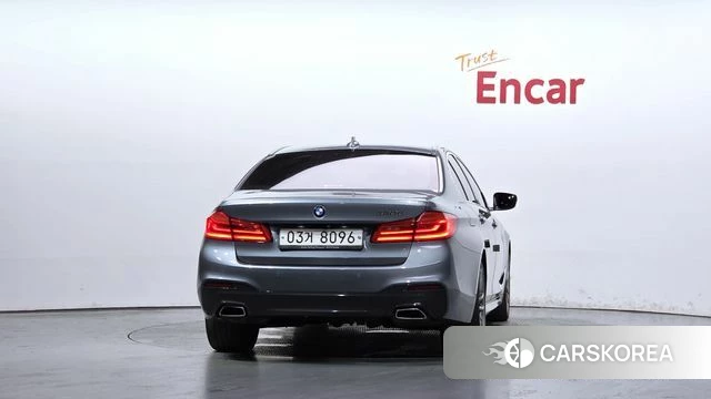 BMW 5 Series (G30) id 4689537 из Кореи 14
