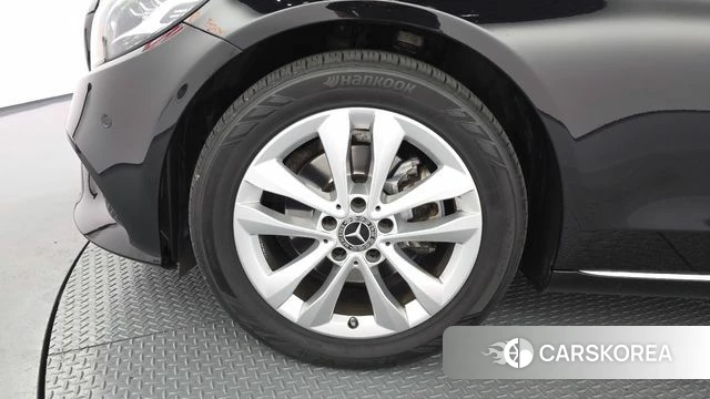 Mercedes-Benz C-Class W205 id 4294954 из Кореи 24