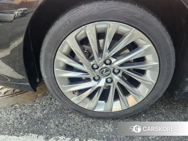 Lexus ES300h 7th generation id 3593152 из Кореи 12