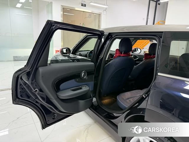 MINI CLUBMAN id 4220639 из Китая 15