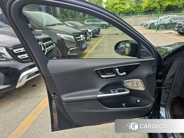 Mercedes-Benz Class C id 4334712 из Китая 11