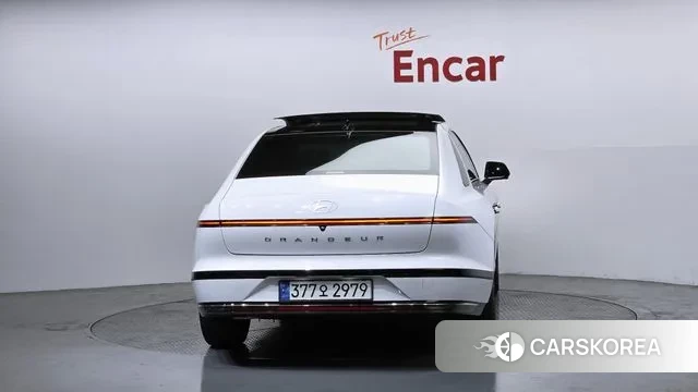 Hyundai Grandeur (GN7) id 3751549 из Кореи 14