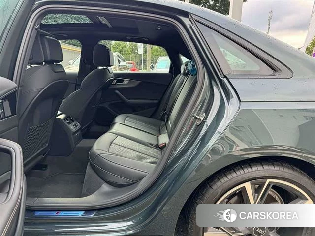 Audi A4L id 4261382 из Китая 10