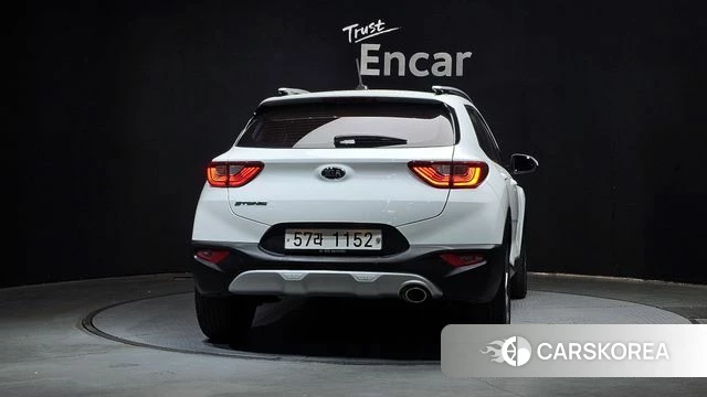 Kia Stonic id 3943009 из Кореи 14