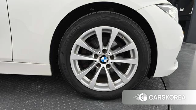 BMW 3 Series (F30) id 3829354 из Кореи 14