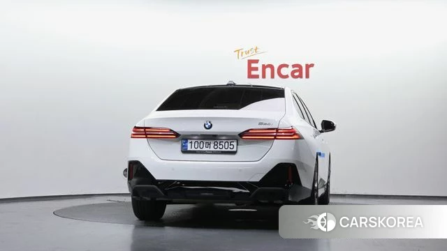 BMW 5 Series (G60) id 4630461 из Кореи 28