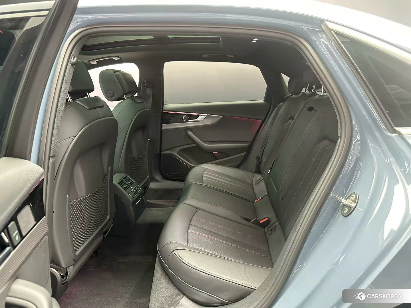 Audi A4L 2021 Синий из Китая, фото 4