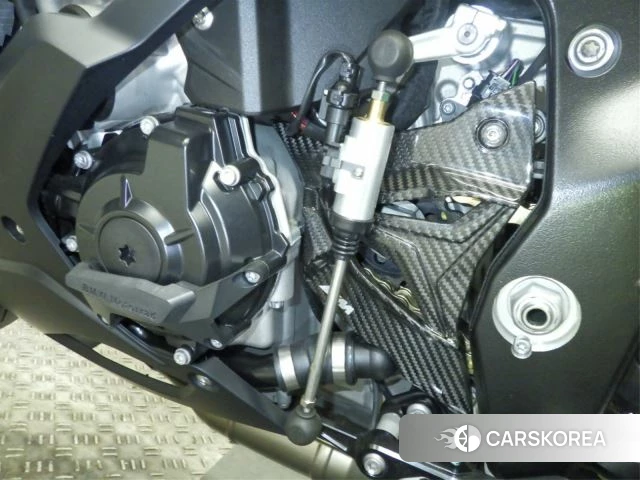 Engine photo