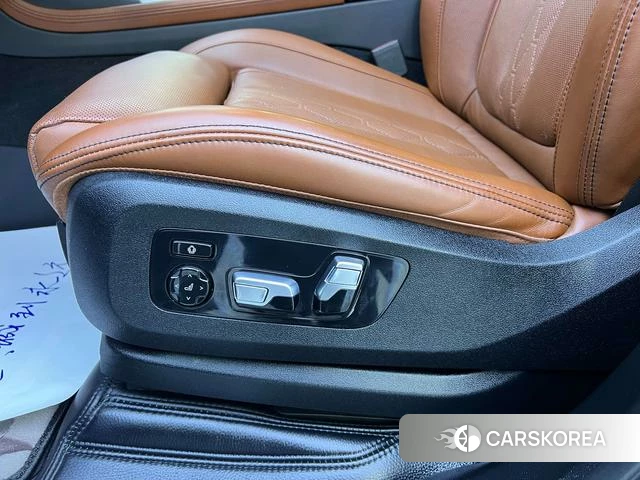 BMW X7 id 4253468 из Китая 26