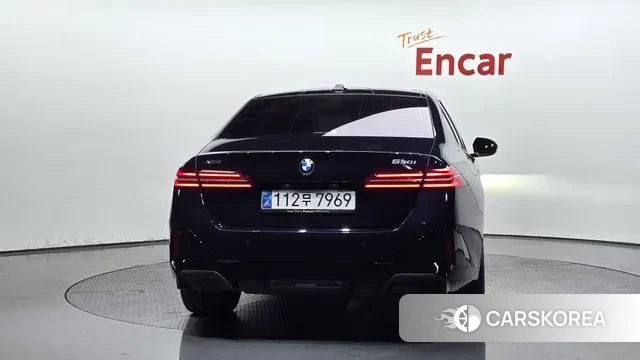 BMW 5 Series (G60) id 3457078 из Кореи 14