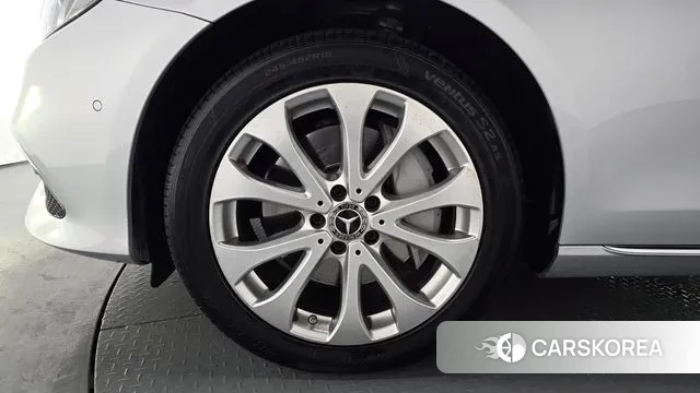 Mercedes-Benz E-Class W213 id 3563323 из Кореи 14
