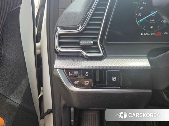 Kia Sportage 5th Generation Hybrid 2021 Белый из Кореи, фото 4