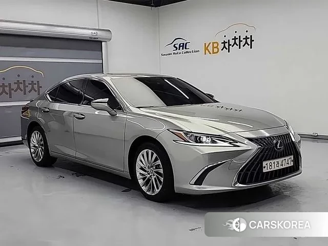 Lexus ES300h 7th generation 2023 Песочный из Кореи, фото 4