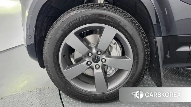 Land Rover Defender (L663) id 4870409 из Кореи 28